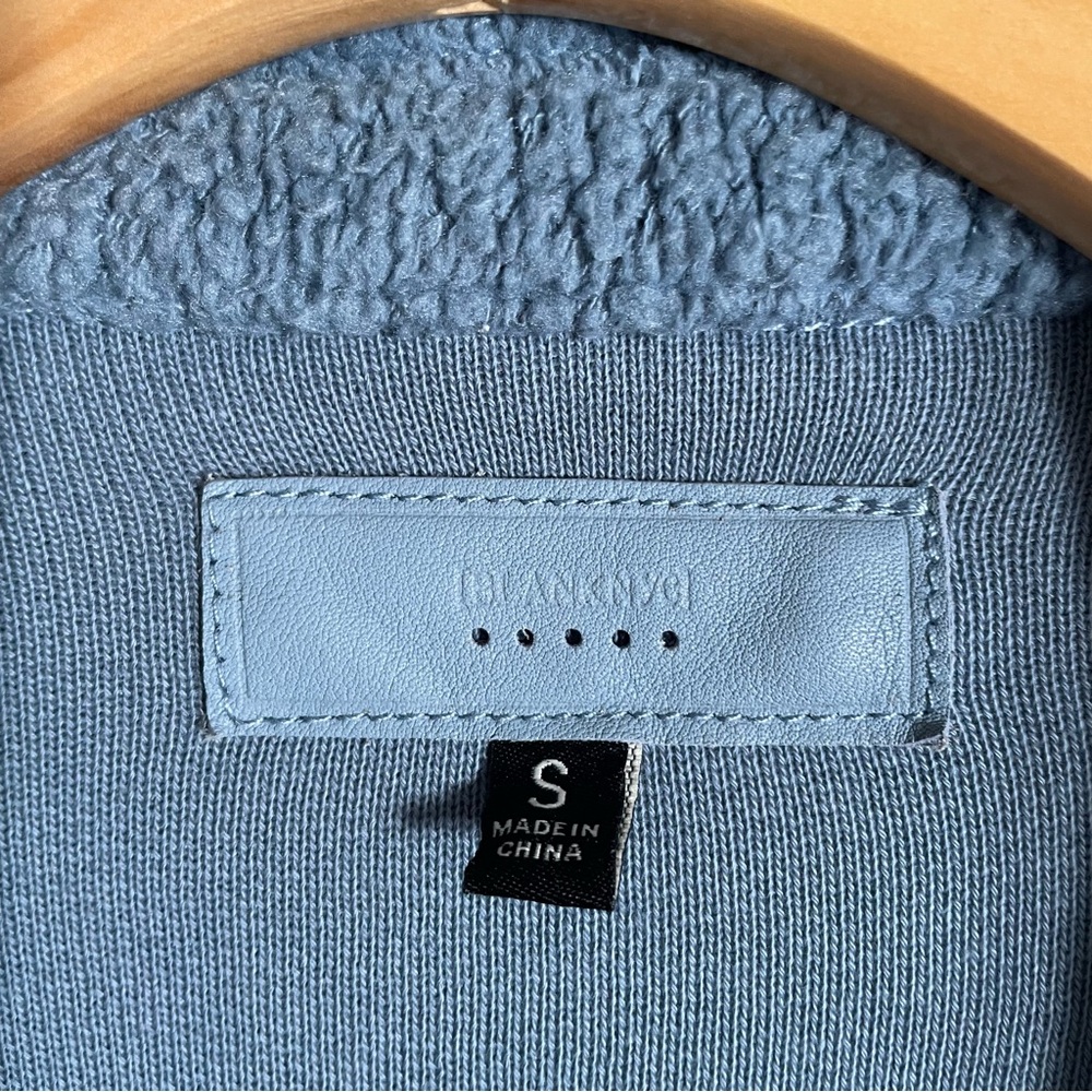 BlankNYC Fleece Cropped Trucker Jacket Blue Size Small - Picture 3 of 6